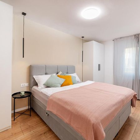 스플리트 Cro.Lo Modern Retreat 아파트 외부 사진